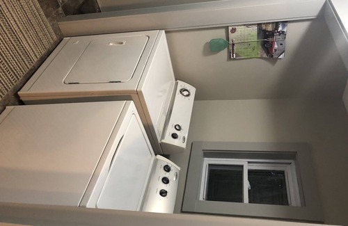 New Boston Cabin | Newly renovated cabin