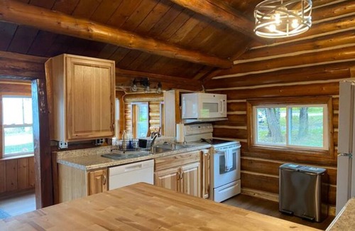 Stockholm Cabin | Newly renovated cabin at Madawaska Lake!