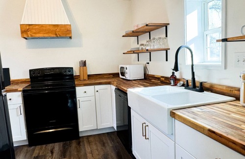 Pacific House | Newly Renovated - Close to Purina - Full Fenced Yard