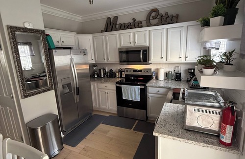 Nashville Condo | Newly Renovated Condo on Percy Priest Lake, near airport.