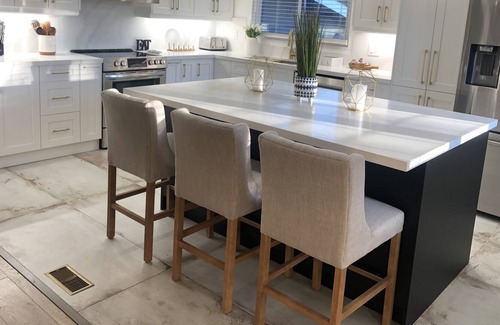Owen Sound House | Newly Renovated Cozy Vacation Home in Owen Sound