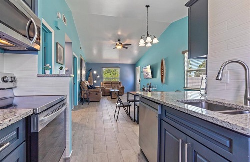Englewood East House | Newly renovated cozy 2 Bedroom.