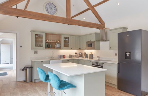 Haresfield House | Newly Renovated Dairy Barn on Idyllic Cotswold Farm
