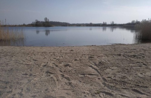 Bad Sulze House | Newly renovated, detached vacation home in a quiet village. Facilities for our guests: private terrace with seating area, a tree house with swing/nest swing/slide/horizontal bar behind the vacation home, car parking space, WiFi, bed linen and.