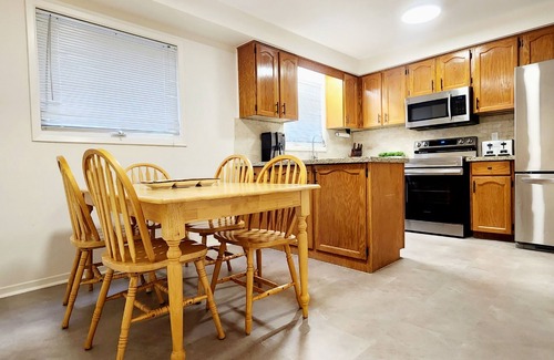 Fisherville House | Newly Renovated Detached House in North York