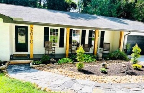 Atlanta House | Newly Renovated Embry Hills/Chamblee/Tucker- Cozy Ranch-Style Home