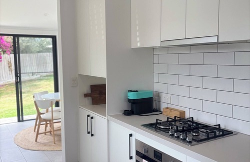 North Geelong House | Newly renovated, family & pet friendly two bedroom property in Geelong.