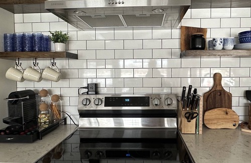 Hastings Cottage | Newly Renovated Family Waterfront Cottage w/Hot Tub and Wood Stove