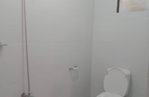Dumaguete House | NEWLY RENOVATED! Felipa Beach - Kalachuchi