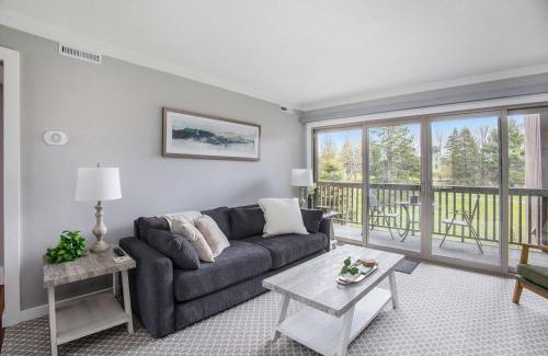 Acme House | Newly Renovated Fore Seasons