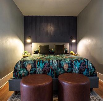 Willmore Apartment | Newly Renovated Gem Mins to Convention Center, Beaches and Downtown LB A