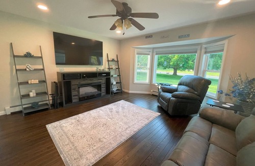 Southold House | Newly Renovated Gem on the Cedar Beach Peninsula!