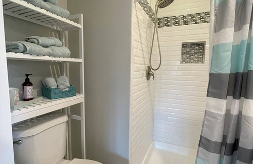 Southold House | Newly Renovated Gem on the Cedar Beach Peninsula!