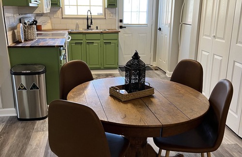 Monteagle House | Newly Renovated Hiking Retreat!