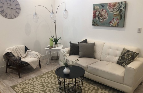 Ladysmith Apartment | Newly renovated Historical Ladysmith Building