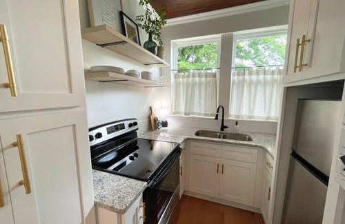 Pulaski House | Newly renovated, historic Carriage House in downtown Pulaski