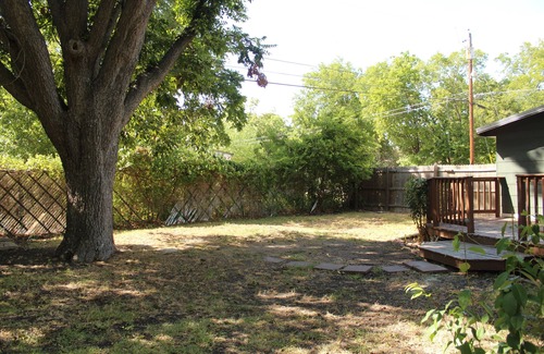 Temple House | Newly Renovated Historic Gem - 10 Minutes from Scott & White Medical Center