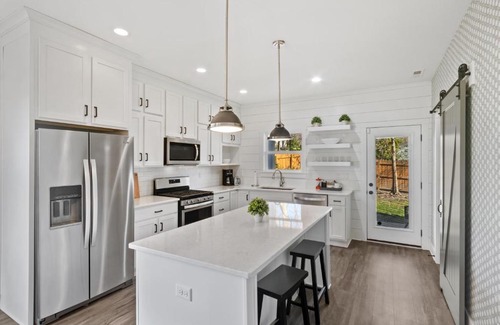 Jeffersonville House | Newly renovated home near Derby