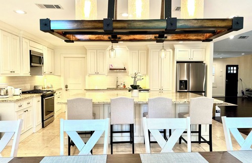 Spring Branch West House | Newly Renovated Home, Centrally Located, Sleeps 10