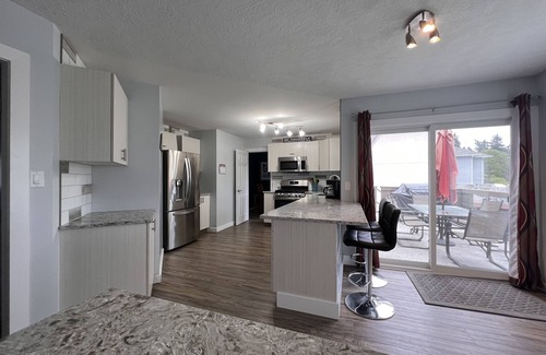 Langford House | Newly Renovated Home/On Quiet Nature Sanctuary