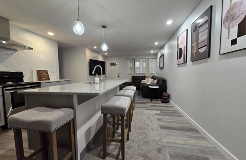 Danville House | !Newly Renovated home-Super Cozy with open concept!nThe Sweet 2