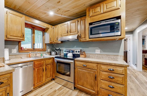Birch Hill House | Newly Renovated House with Cozy Amenities, Outdoor Deck, Firepit