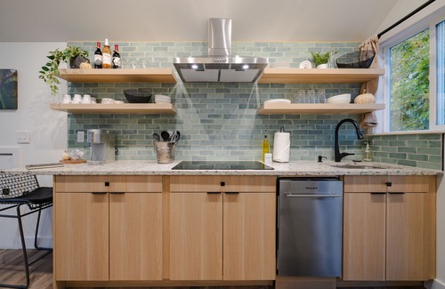 Issaquah House | Newly Renovated + King Suite + Steps 2 Town, The Gateway Barn- Newly Renovated!