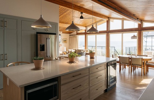 Markerville Cabin | Newly Renovated Luxury Lake Front Cottage with Private Dock and boat lift