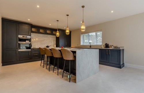 West Runton House | Newly Renovated luxury seaside property with hot tub - near to Cromer & Sheringham