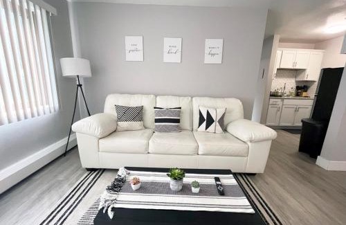 Garfield Heights Apartment | Newly Renovated Modern 5 Star First Floor Unit