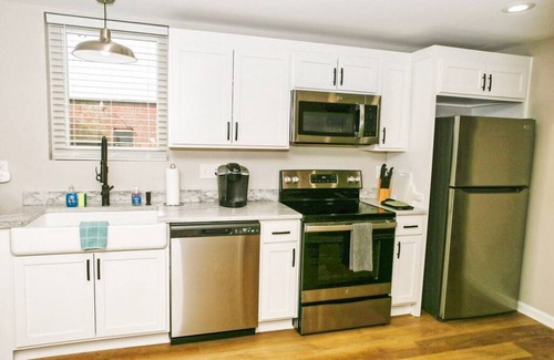 Maiden House | Newly Renovated Maiden Home - Perfect Small Town Retreat, 2BR Porch