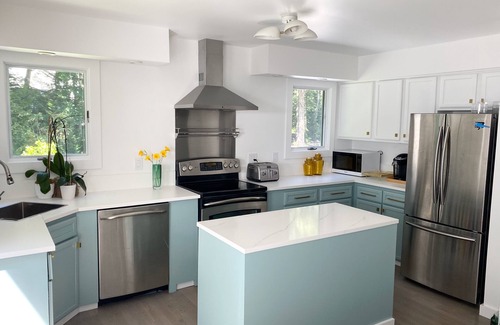 Northwest Harbor House | Newly renovated Modern East Hampton Home/Pets welcome