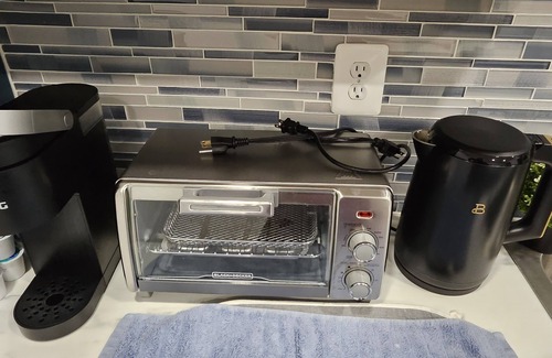 Manassas Apartment | Newly Renovated Modern 2bd/2 FullBath aprt 3Beds/Futon