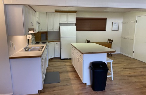 Sunset Heights House | Newly Renovated Mother-in-Law Apartment