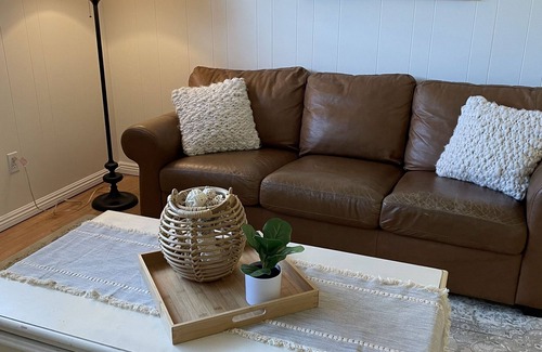 Sunset Heights House | Newly Renovated Mother-in-Law Apartment