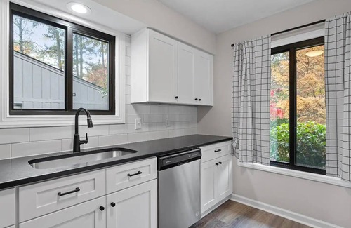 North Raleigh House | Newly Renovated near North Hills!