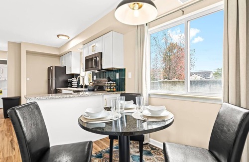 Roseville Apartment | Newly Renovated Near Downtown, Roseville