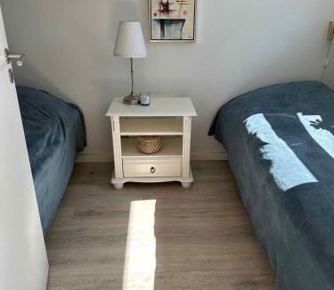 Stillinge Strand House | Newly Renovated Nearby Beach