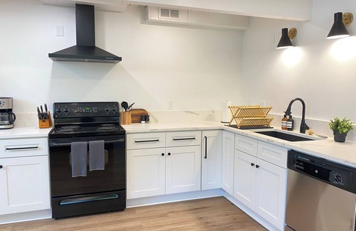 West Hazel Dell House | Newly Renovated NW Retreat