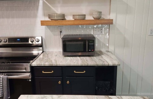 New Paris Cabin | Newly Renovated OH Lodge Retreat + Lake Access in New Paris, OH