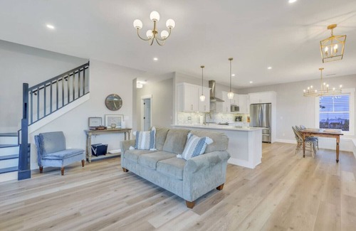 Old Town Bluffton House | Newly Renovated Old Town Charmer + HH Beach Access