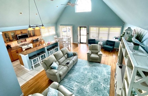 Margate City House | Newly-Renovated, Open-Concept Private Beach House in Margate - Pet-Friendly!