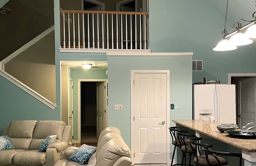 Margate City House | Newly-Renovated, Open-Concept Private Beach House in Margate - Pet-Friendly!