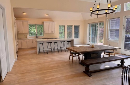 Hampton Bays House | Newly renovated, private, spacious 6BR house in Hampton Bays