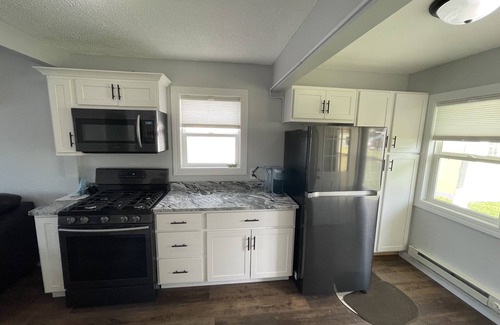 Stanwood House | Newly Renovated Riverfront Cottage w/Private Dock