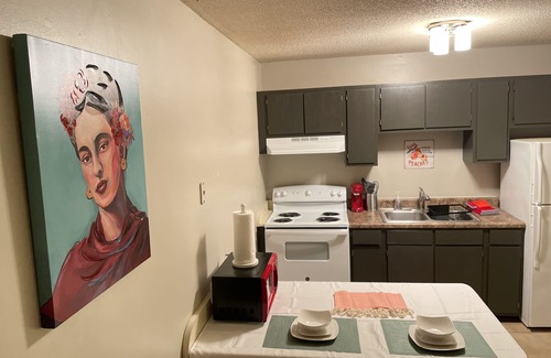 Sherwood Park Apartment | Newly renovated rocket city studio
