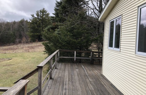 Moretown House | Newly renovated ski/summer house, room for 2 families or large group of friends