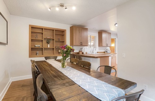North Central Westminster House | Newly Renovated-Spacious-20min to Den& Boulder-HotTub/Game Room/Basketball Court