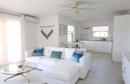 Weston Condo | Newly Renovated - Spacious 3 Bedroom on West Coast (Lantana 39)