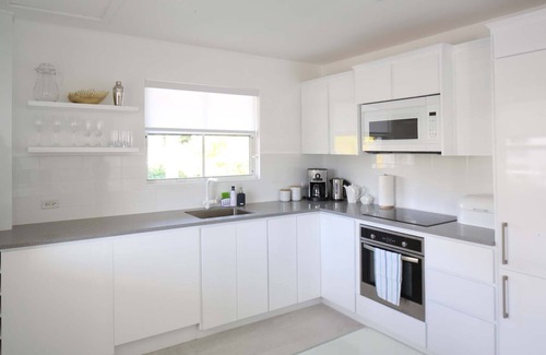 Weston Condo | Newly Renovated - Spacious 3 Bedroom on West Coast (Lantana 39)